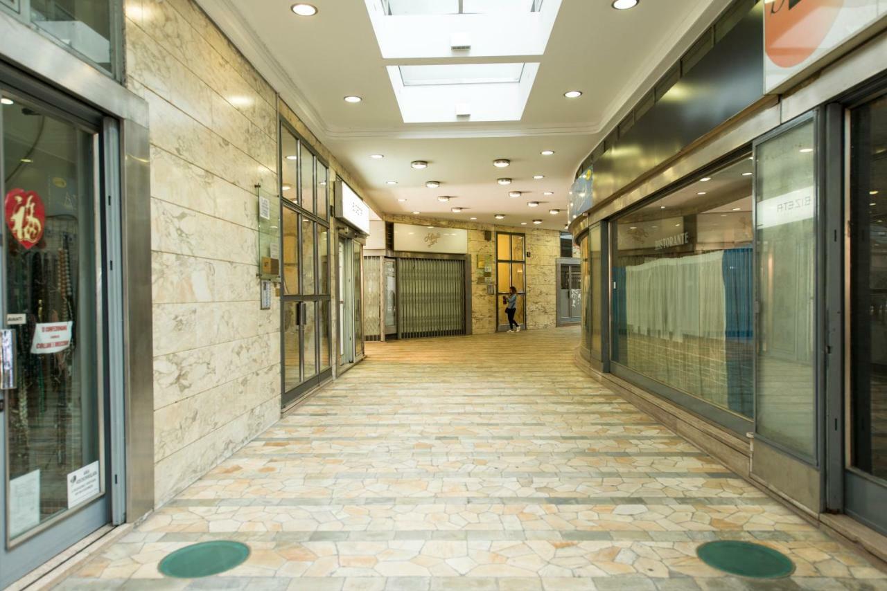 Bnbutler - Duomo Apartment - Galleria Unione Milano Eksteriør bilde