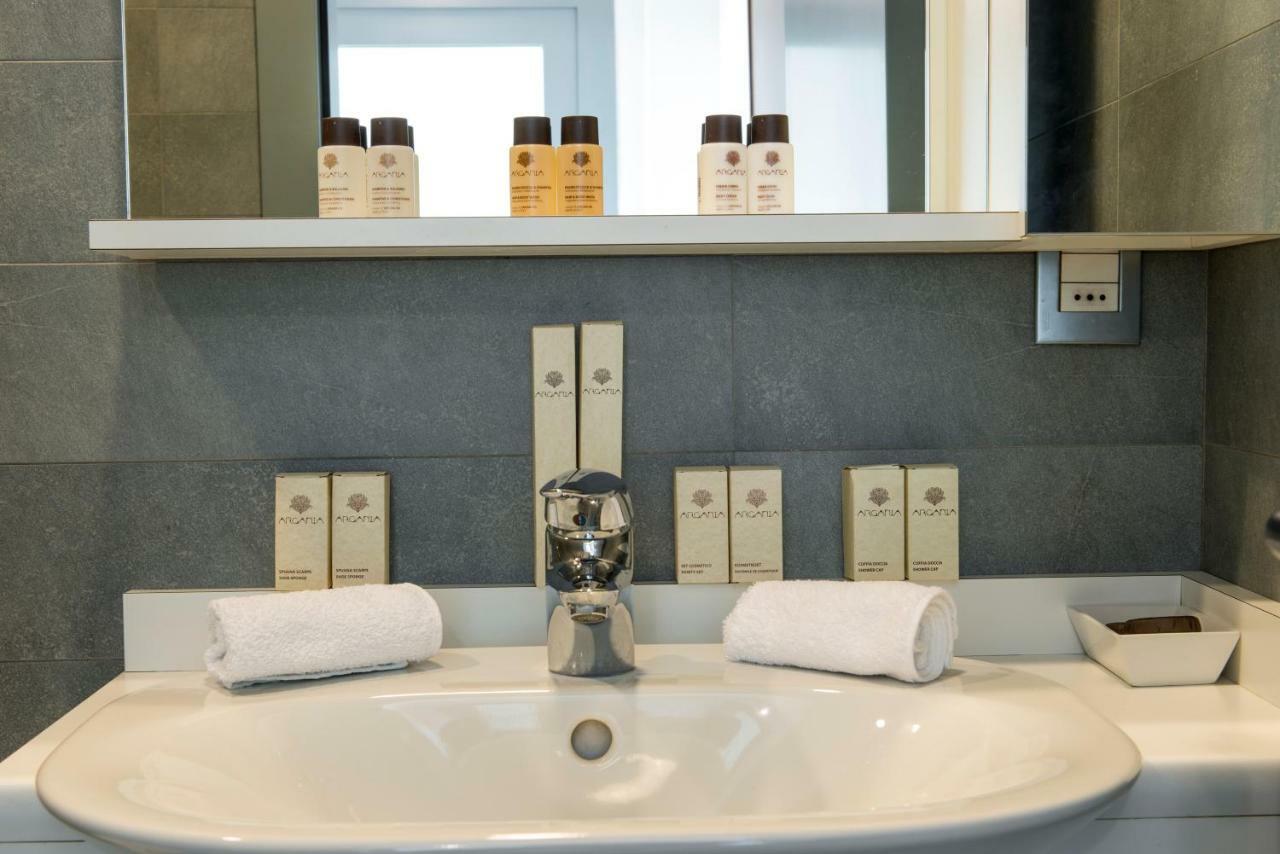 Bnbutler - Duomo Apartment - Galleria Unione Milano Eksteriør bilde